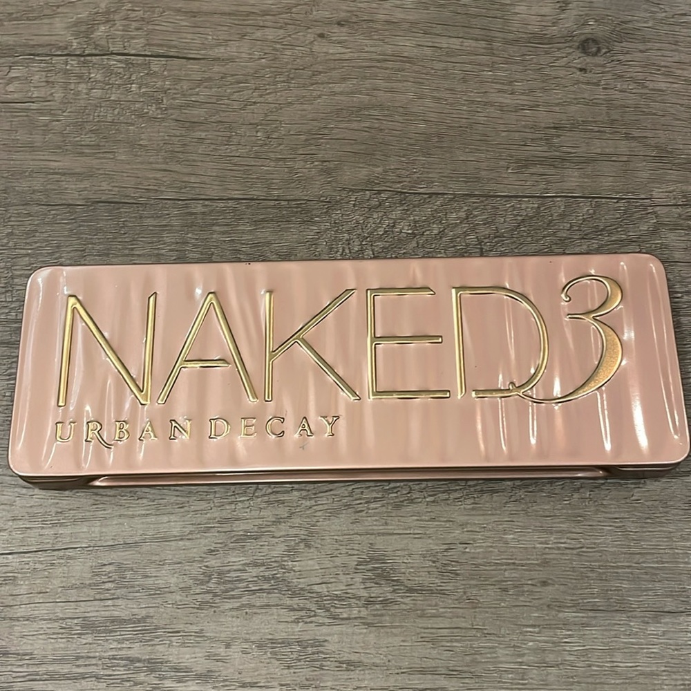 Urban Decay Naked 3 Eyeshadow Palette